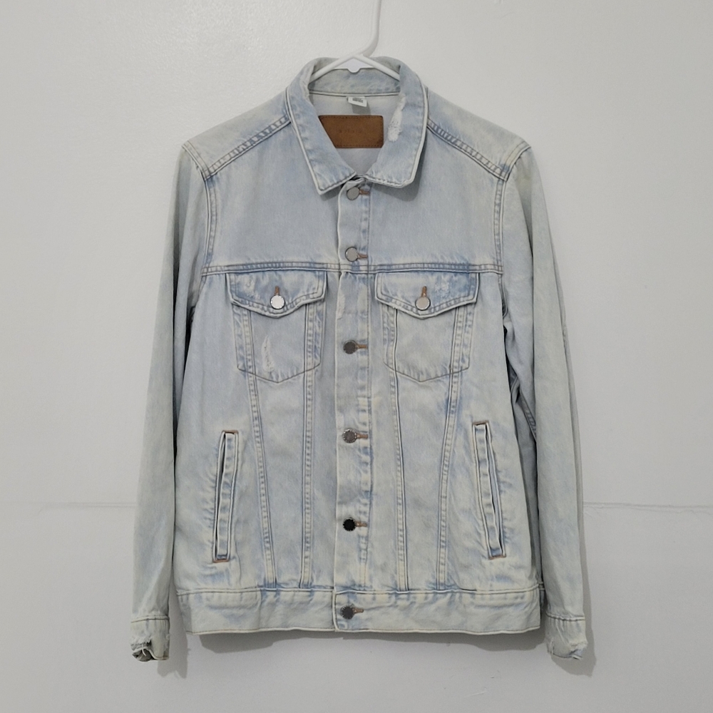 H&M Women's Size 14 Light Wash Denim Jacket!